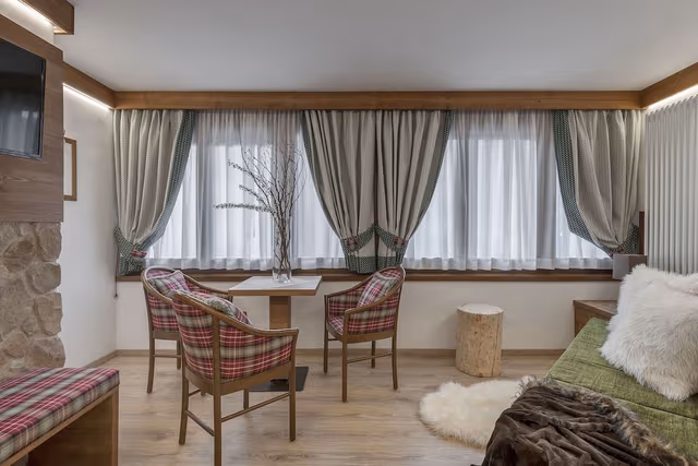 Family Suite (4 people)