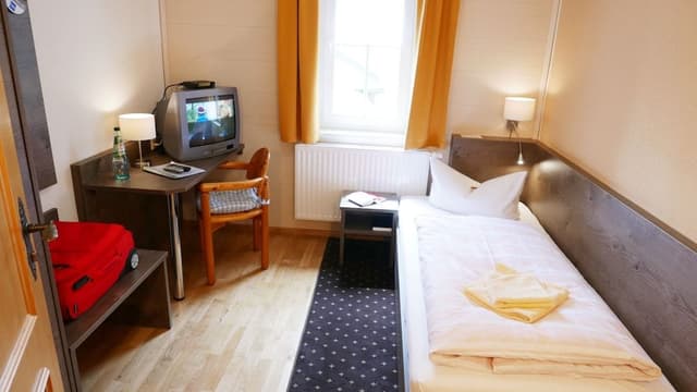 Classic Single Room