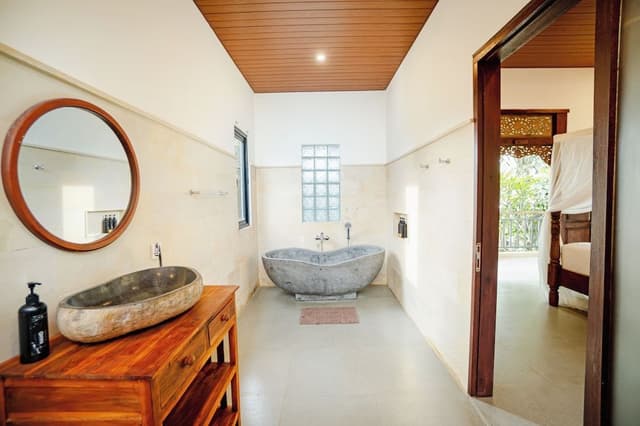 Deluxe Room, 1 Bedroom, Pool View