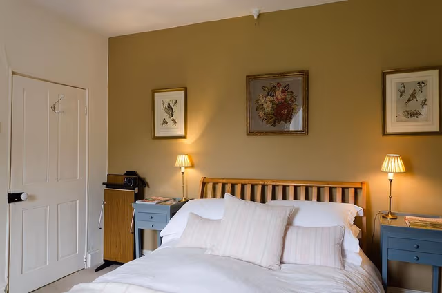 Double Room with Private External Bathroom