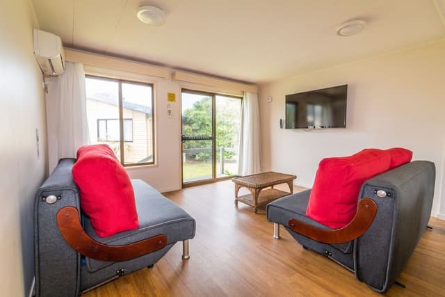 2 Bedroom Air Conditioned Cabin