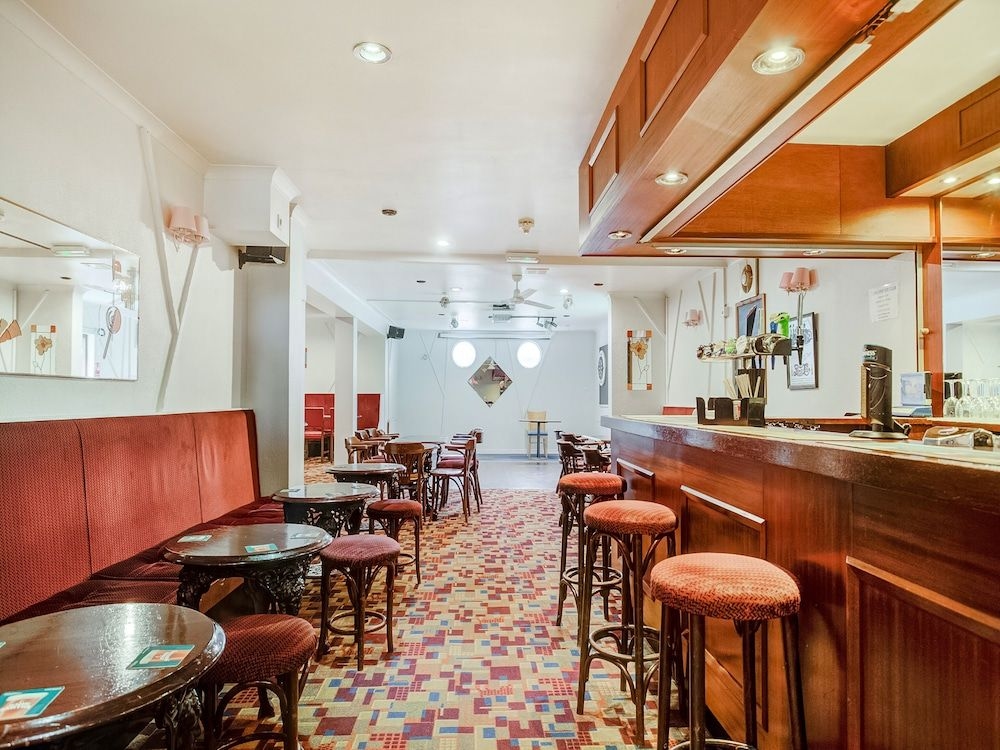 Godolphin Arms Hotel2