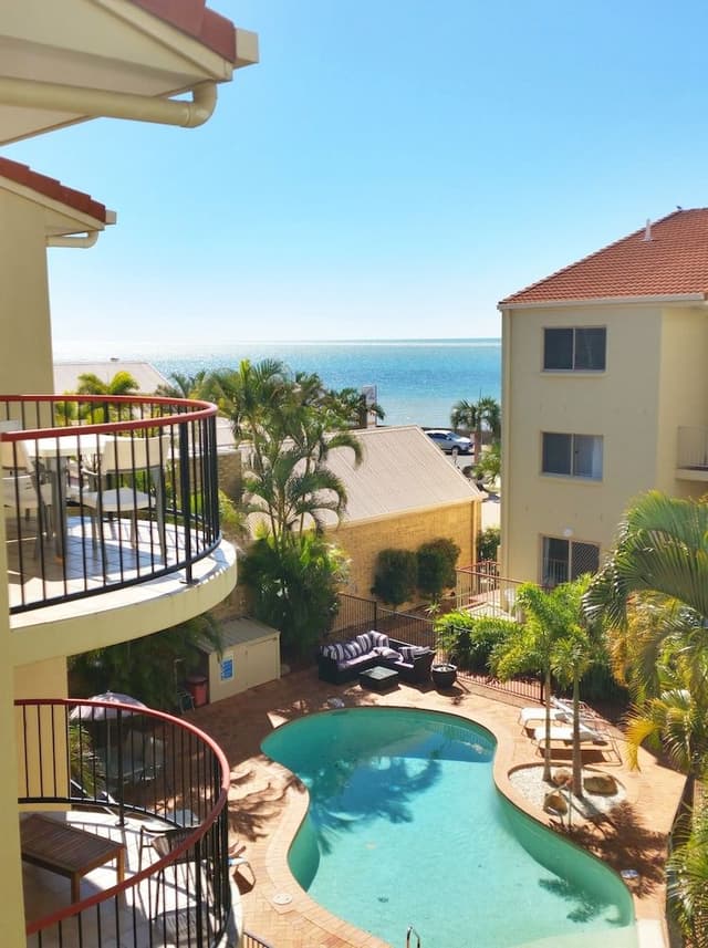 2 Bedroom Apartment - Pool View