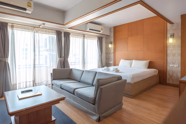 Honeymoon Room
