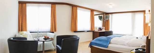 Junior Suite, Multiple Beds