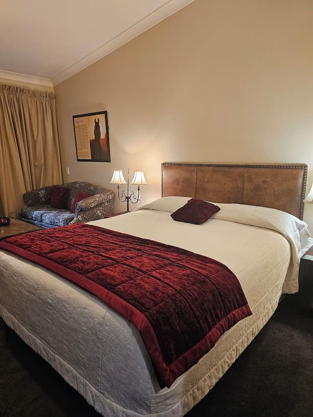 Royal Single Room