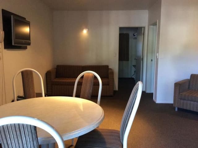 One-Bedroom Unit with Kitchen