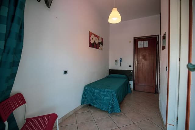 Basic Single Room, 1 Twin Bed, Courtyard View (8)