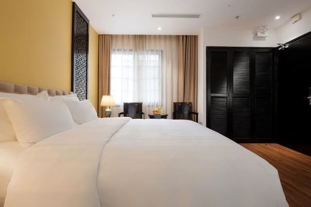Deluxe Double With Window