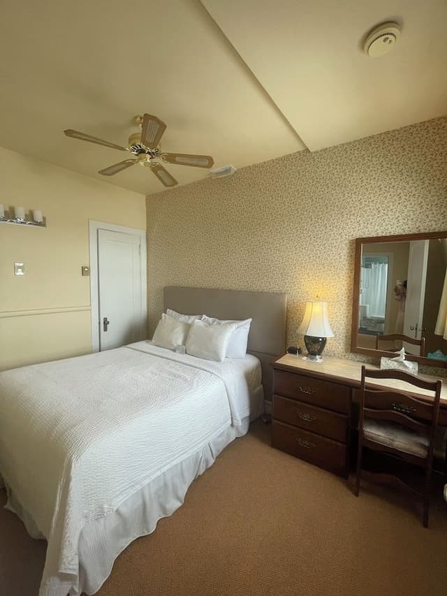 Comfort Suite, River View