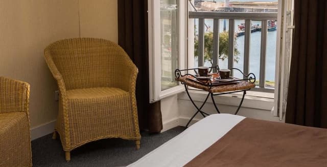 Twin Room, Harbor View