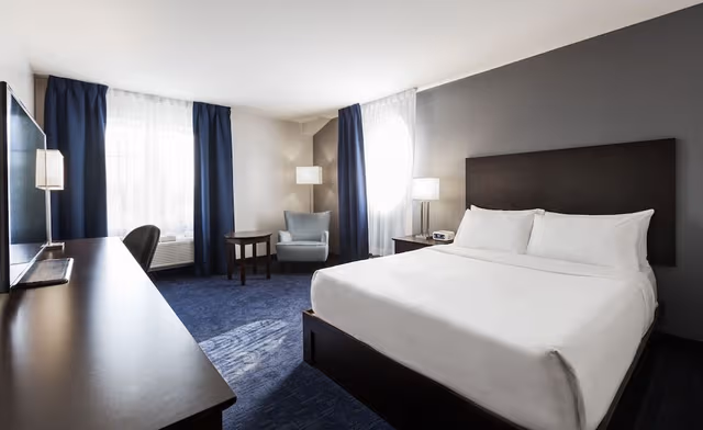 Standard Room, 1 Queen Bed