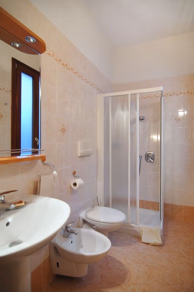 Double Room (small)