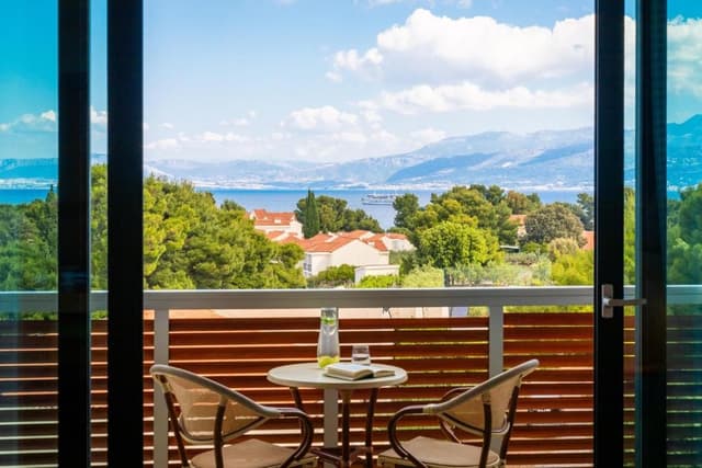 Superior Double Room with Balcony and Sea View