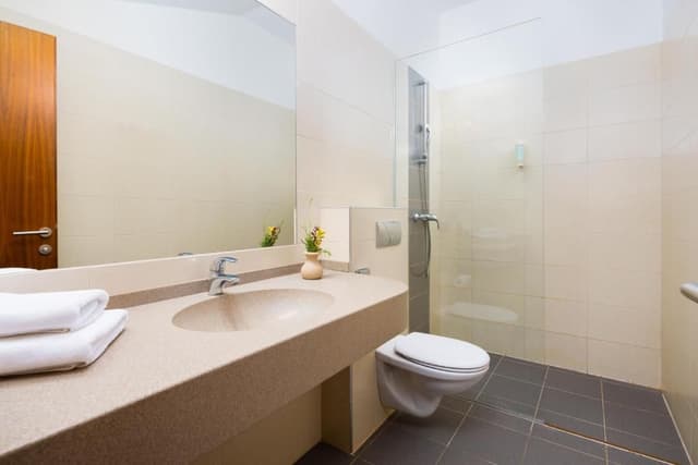 Premium Suite with Balcony