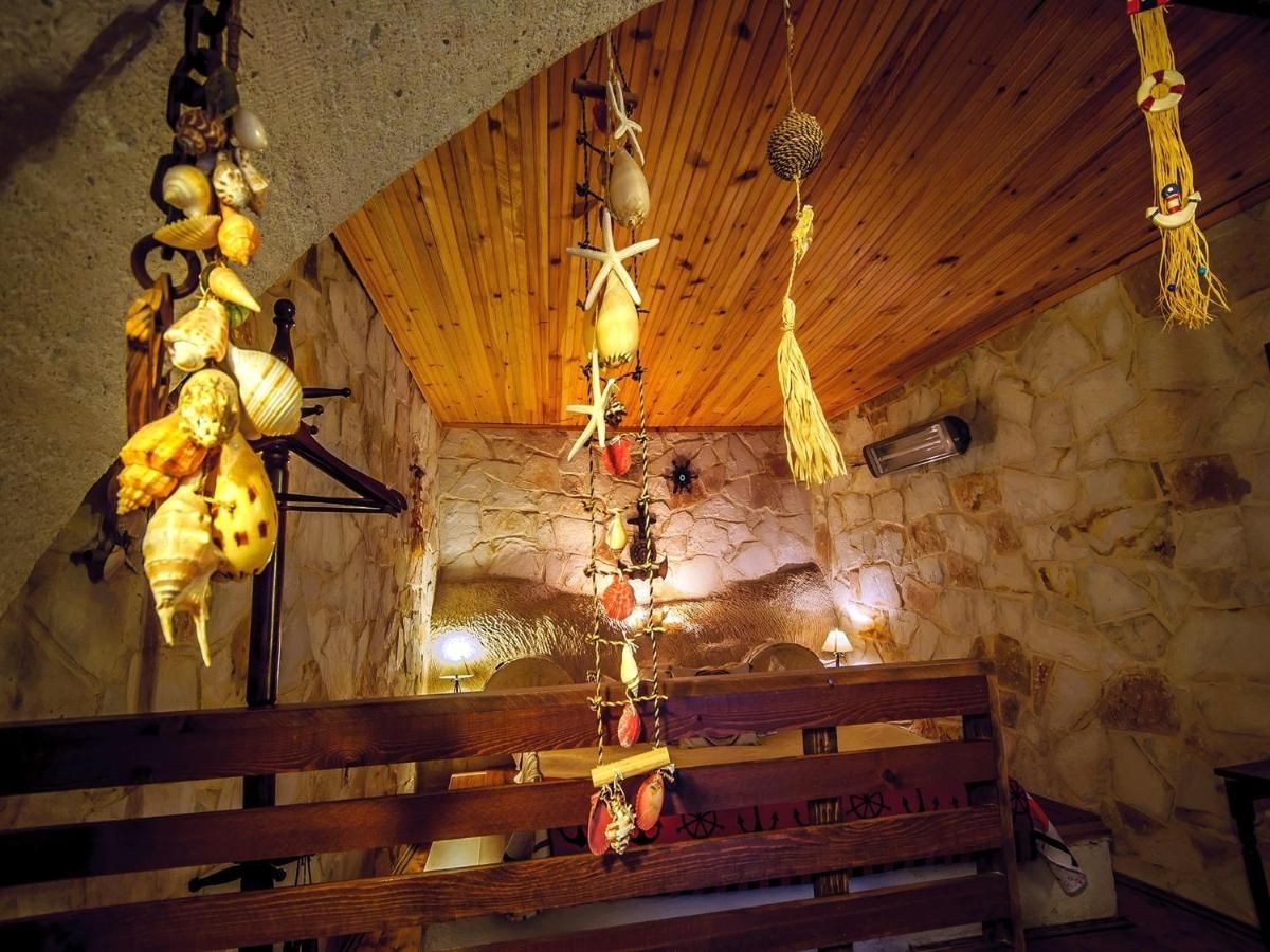 Adanos Konuk Evi1