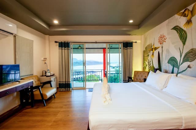 Grand Deluxe Double Room