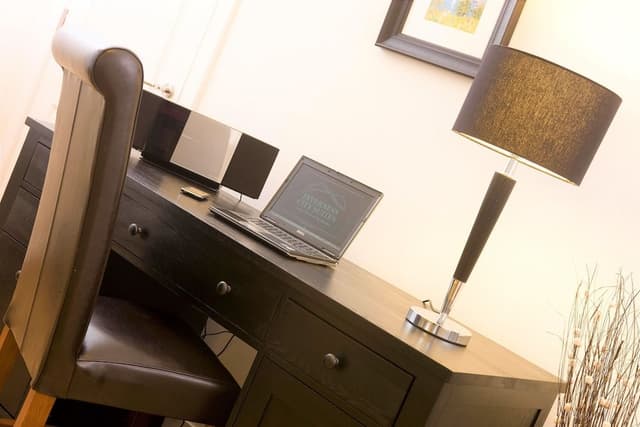 Executive Apartment, 2 Bedrooms, City View ( 2-7 High Street)