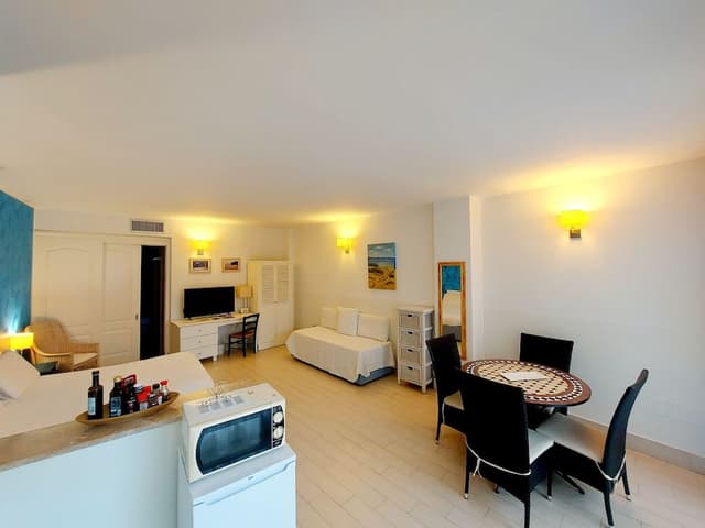 Apartment, 1 Bedroom, Patio, Garden Area