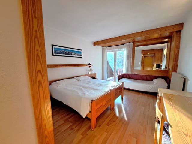 Classic Triple Room, Balcony, Lake View