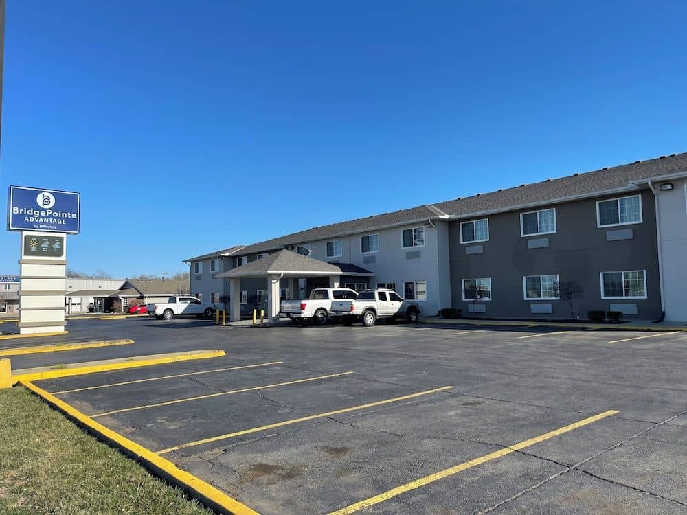 Countryside Inn & Suites Countryside Inn & Suites