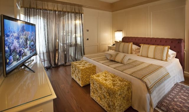 Presidential Suite, Terrace