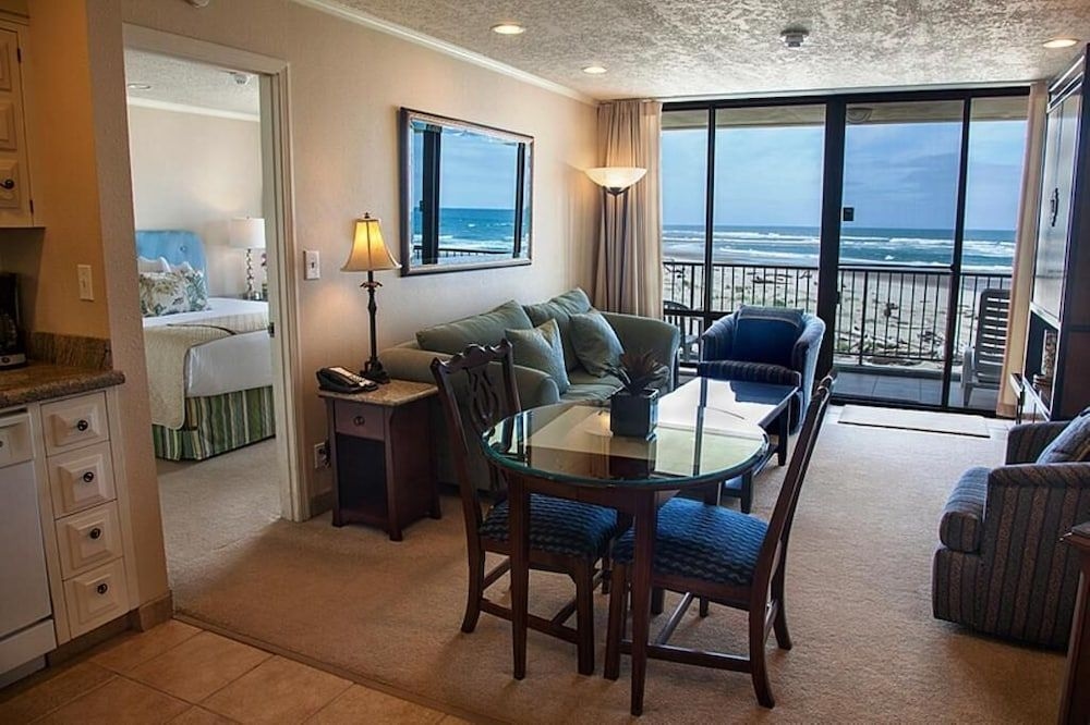Inn at Spanish Head Resort Hotel4