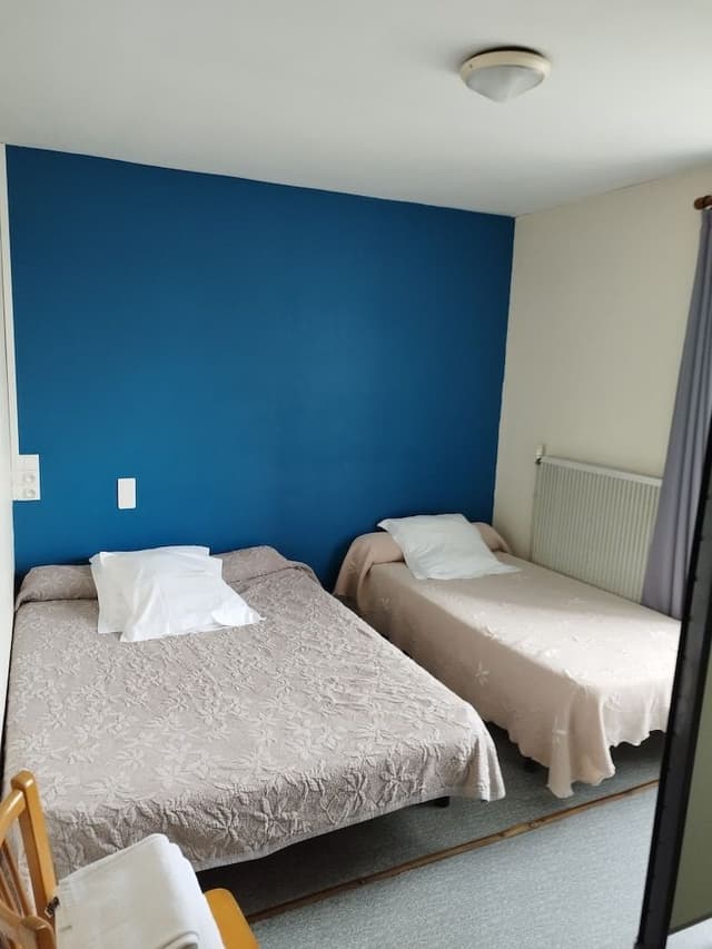 Triple Room, Shared Bathroom