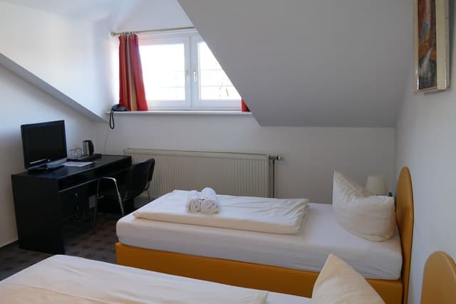 Basic Double or Twin Room