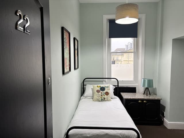 Standard Single Room, Ensuite, City View (Comfort Single)