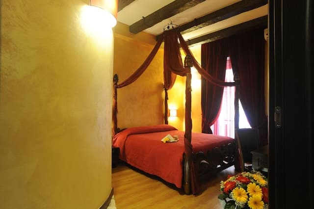 Double Room, Non Smoking, Private Bathroom