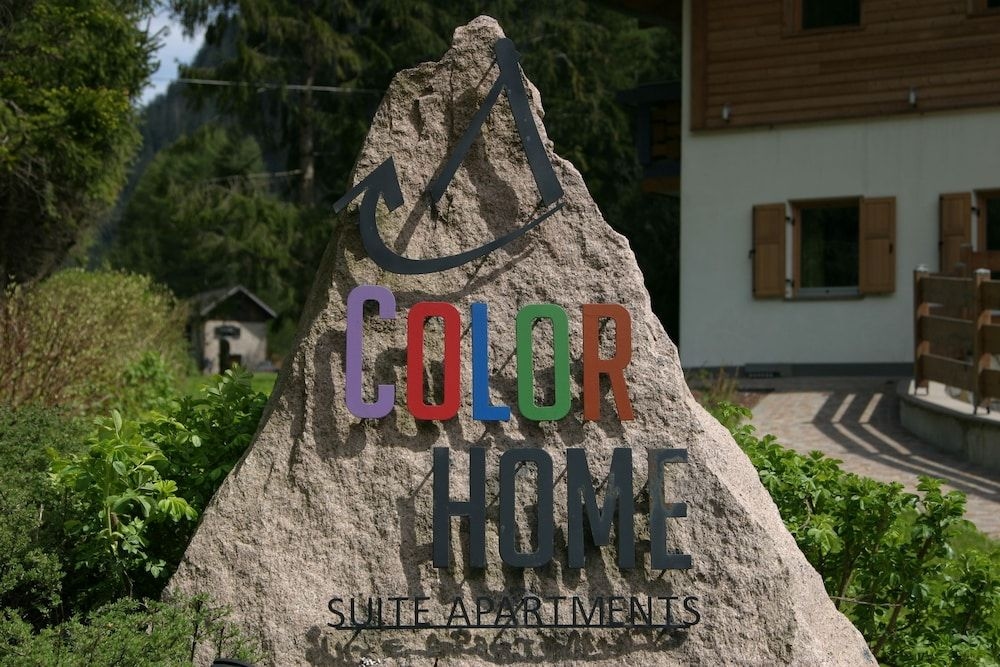 Color Home Suite Apartments1
