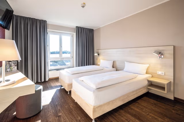 Standard Twin Room