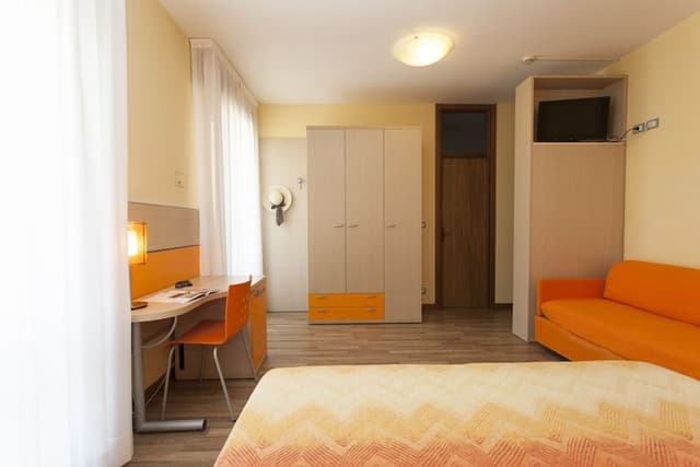 Family Quadruple Room, 1 Bedroom, Balcony, Partial Sea View