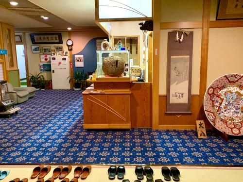 คูซัทสุออนเซ็นคิริชิมายะเรียวคัน (Kusatsu-Onsen Kirishimaya Ryokan)1