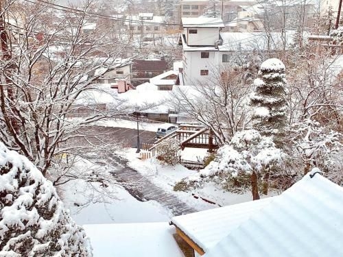 คูซัทสุออนเซ็นคิริชิมายะเรียวคัน (Kusatsu-Onsen Kirishimaya Ryokan)3