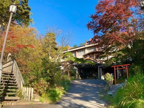 คูซัทสุออนเซ็นคิริชิมายะเรียวคัน (Kusatsu-Onsen Kirishimaya Ryokan)4