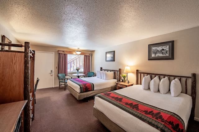 Standard Room, 2 Queen Beds
