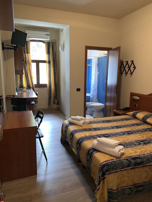 Studio, 1 Double Bed (2 pax)