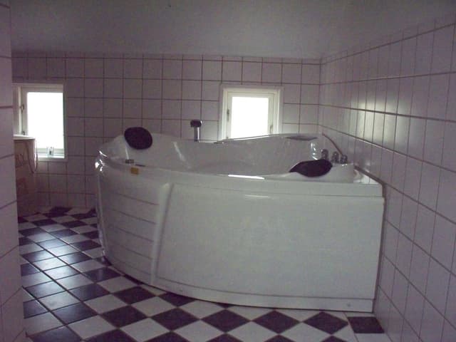 Basic Double Room, Shared Bathroom