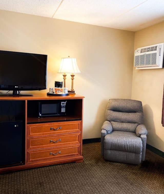Premier Room, 2 Queen Beds, Non Smoking