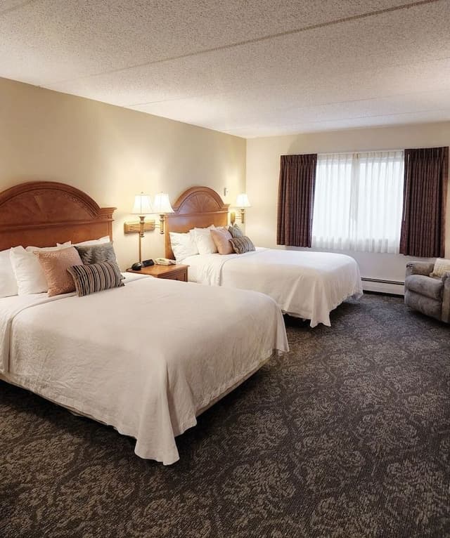 Premier Room, 2 Queen Beds, Non Smoking
