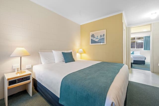 Standard Room, Multiple Beds, Non Smoking