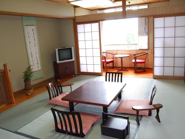 Japanese Style - Non-Smoking