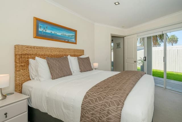 Luxury Apartment, 3 Bedrooms, Ground Floor