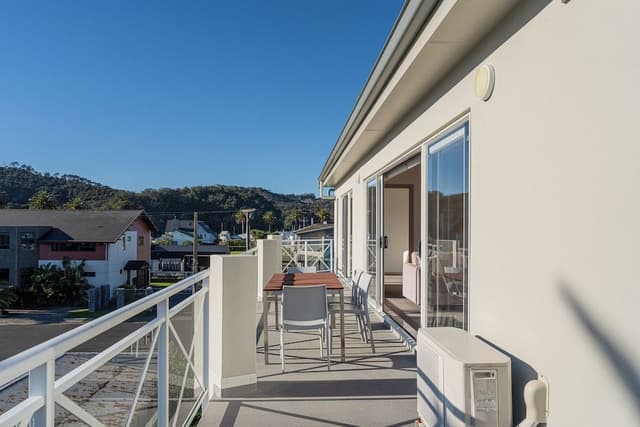 Presidential Apartment, 3 Bedrooms, Partial Ocean View
