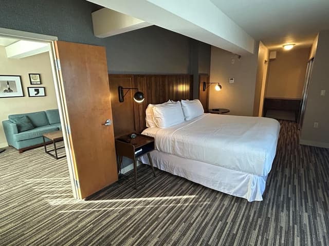 Suite, 1 Bedroom, Non Smoking, Jetted Tub (Shower Only)