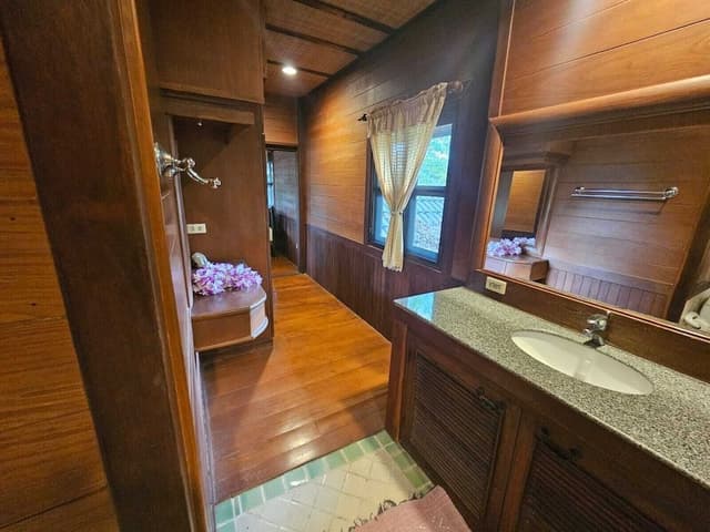 Executive Studio Suite