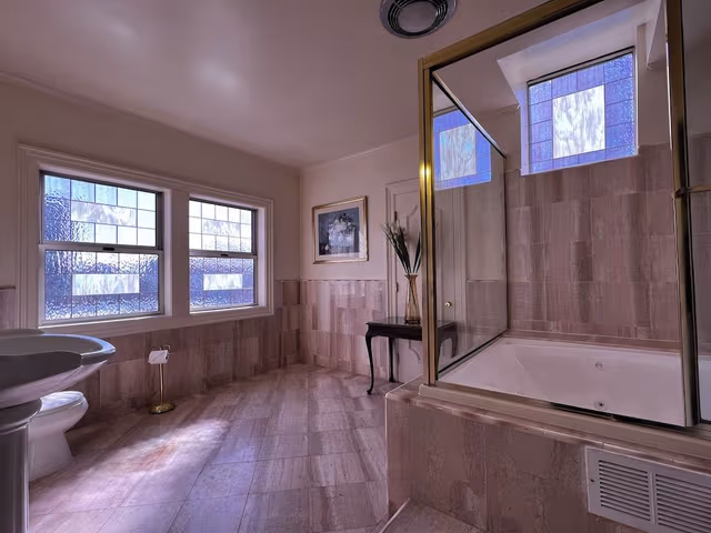 King Junior Suite