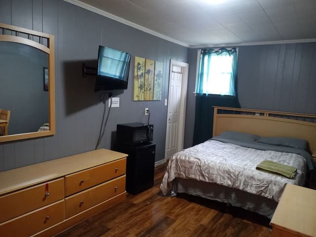 Basic Single Room